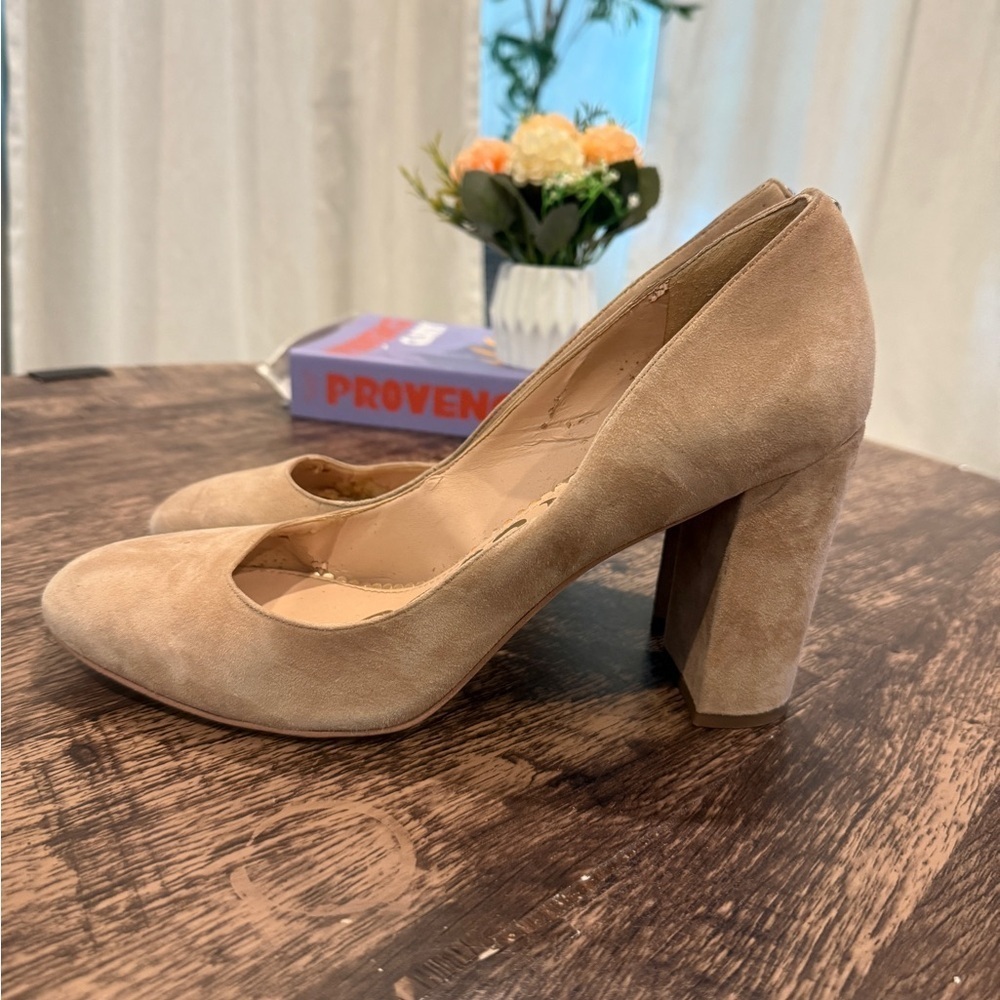 Sam‎ Edelman Tan Heels Elegant Suede Design